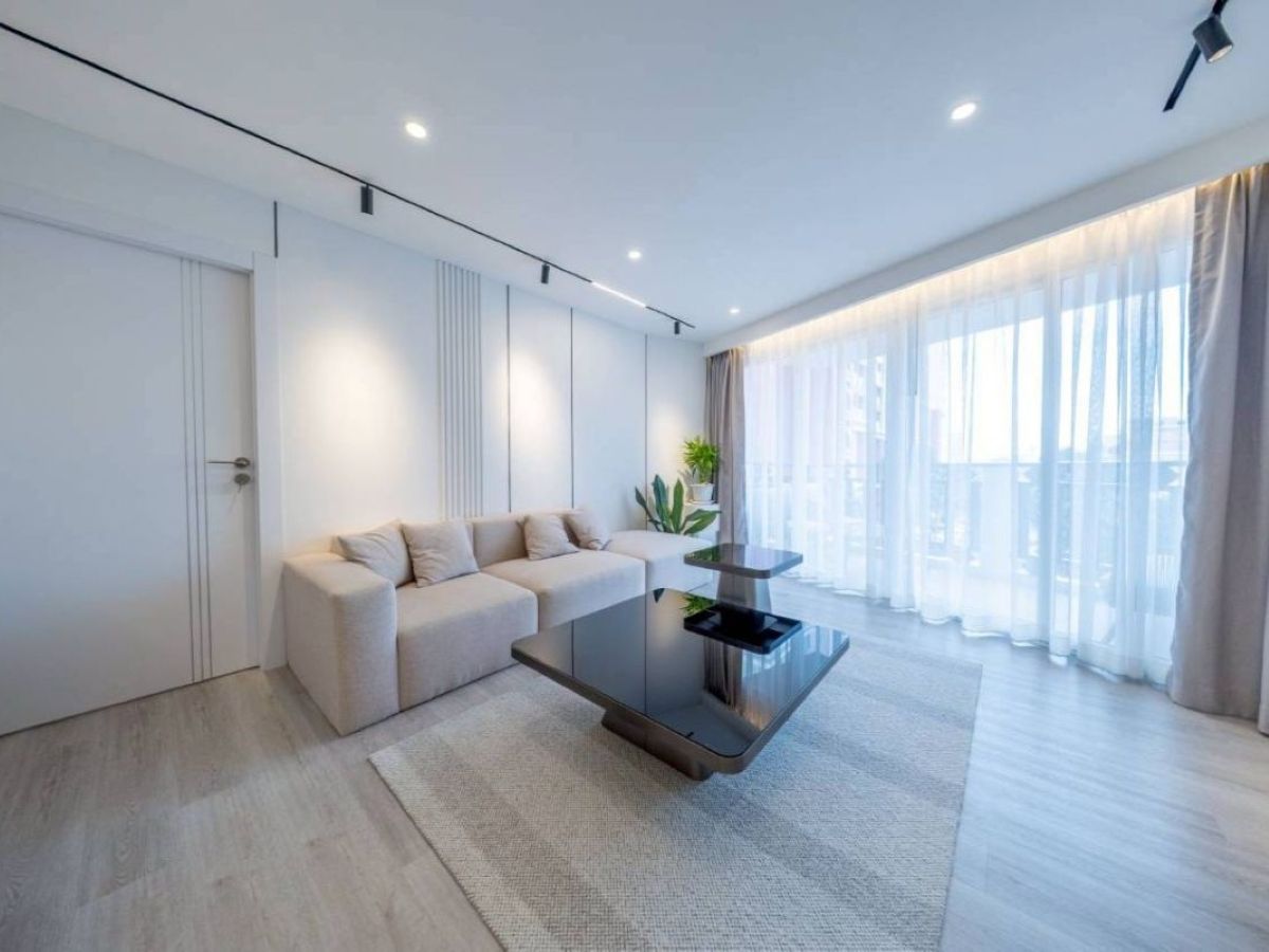CS0981 – 3Bedrooms Condominium for Sale in Royal Hill Resort in Thappraya Rd
