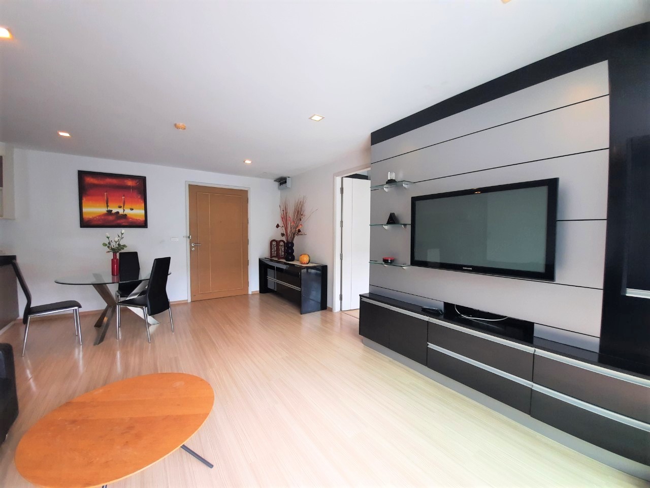 CS0990 – 2Bedrooms Condominium for Sale/Rent in The Urban Condominium in Soi Bua Khao