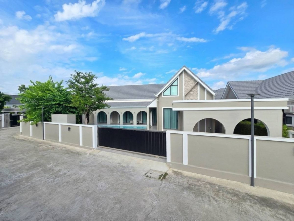 HS1475- 3Bedrooms Pool Villa for Sale in Mab Prachan Lake