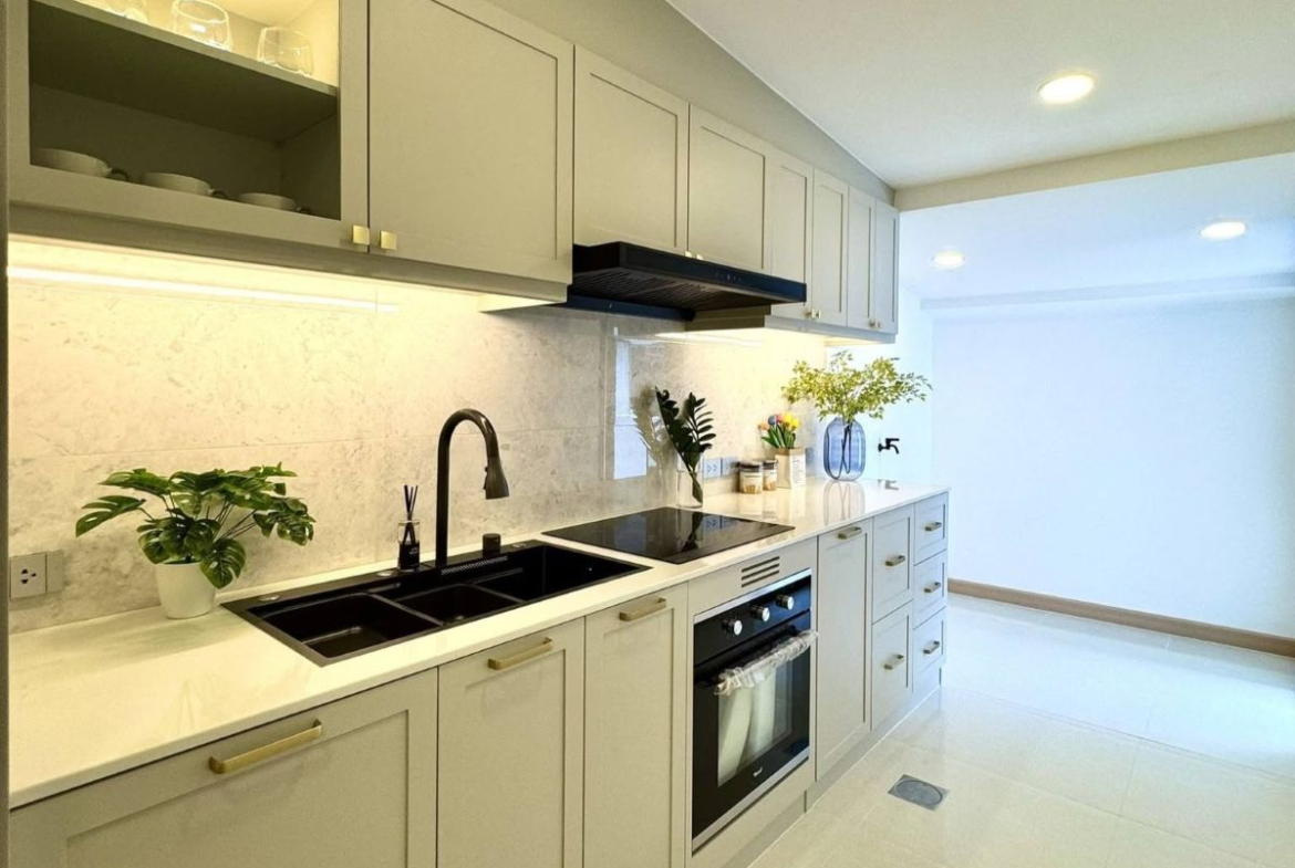 HS1470 – 3Bedroom Single House for Sale in Permsap Village in Soi Saim Country Club