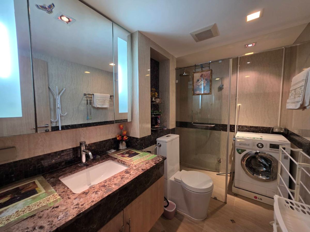 11 CR0300 – Studio for Rent in The Cliff Residence Condo in Pratumnak