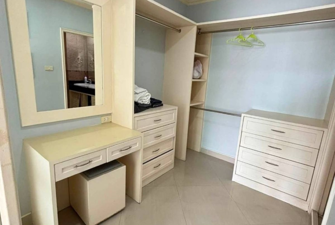 CS0991 – 1Bedroom Condominium for Sale in View Talay 5C in Jomtien