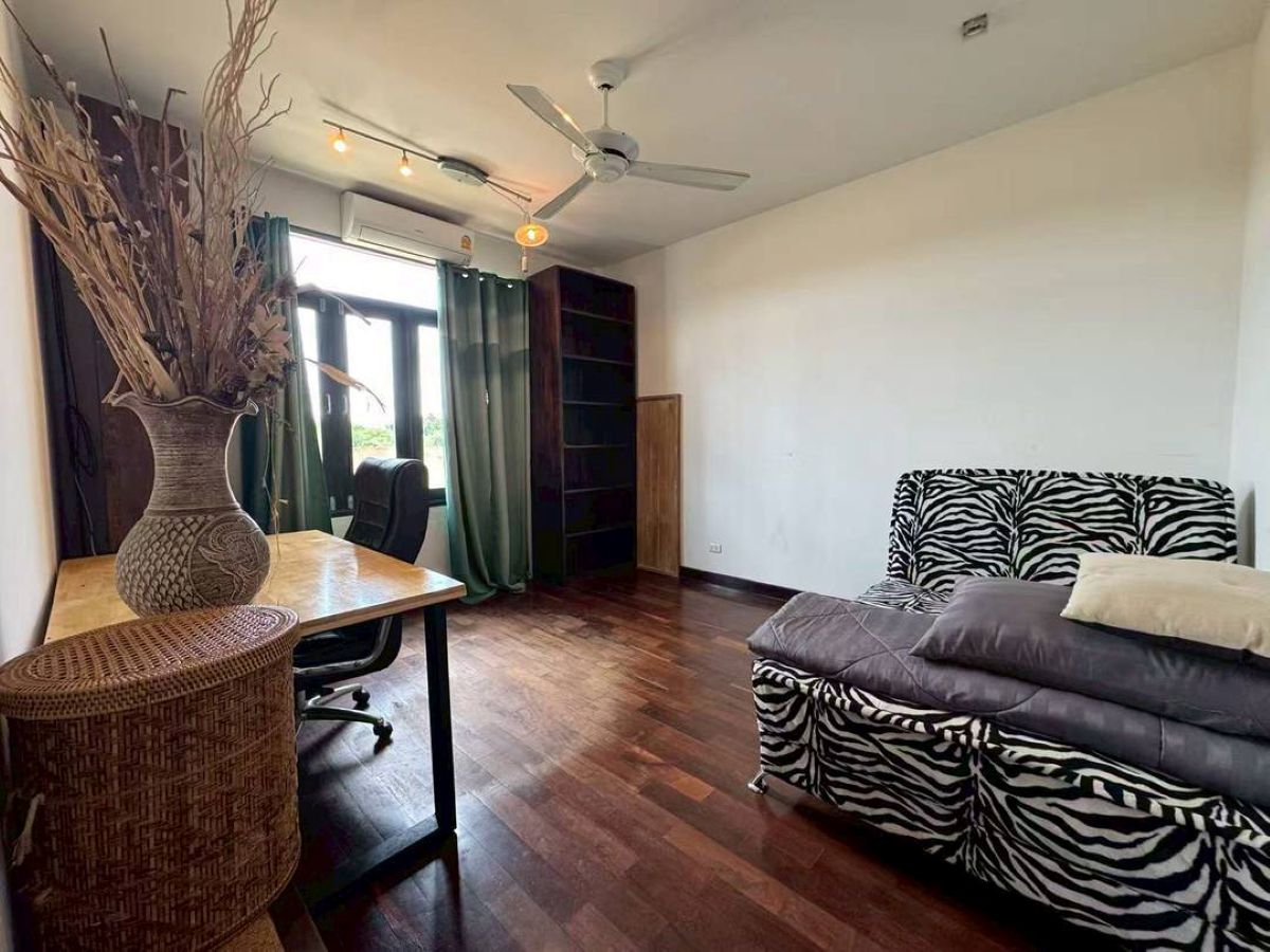 HS1465 – 3Bedrooms Pool Villa House for Sale in Grand Garden Home in Bang Saray