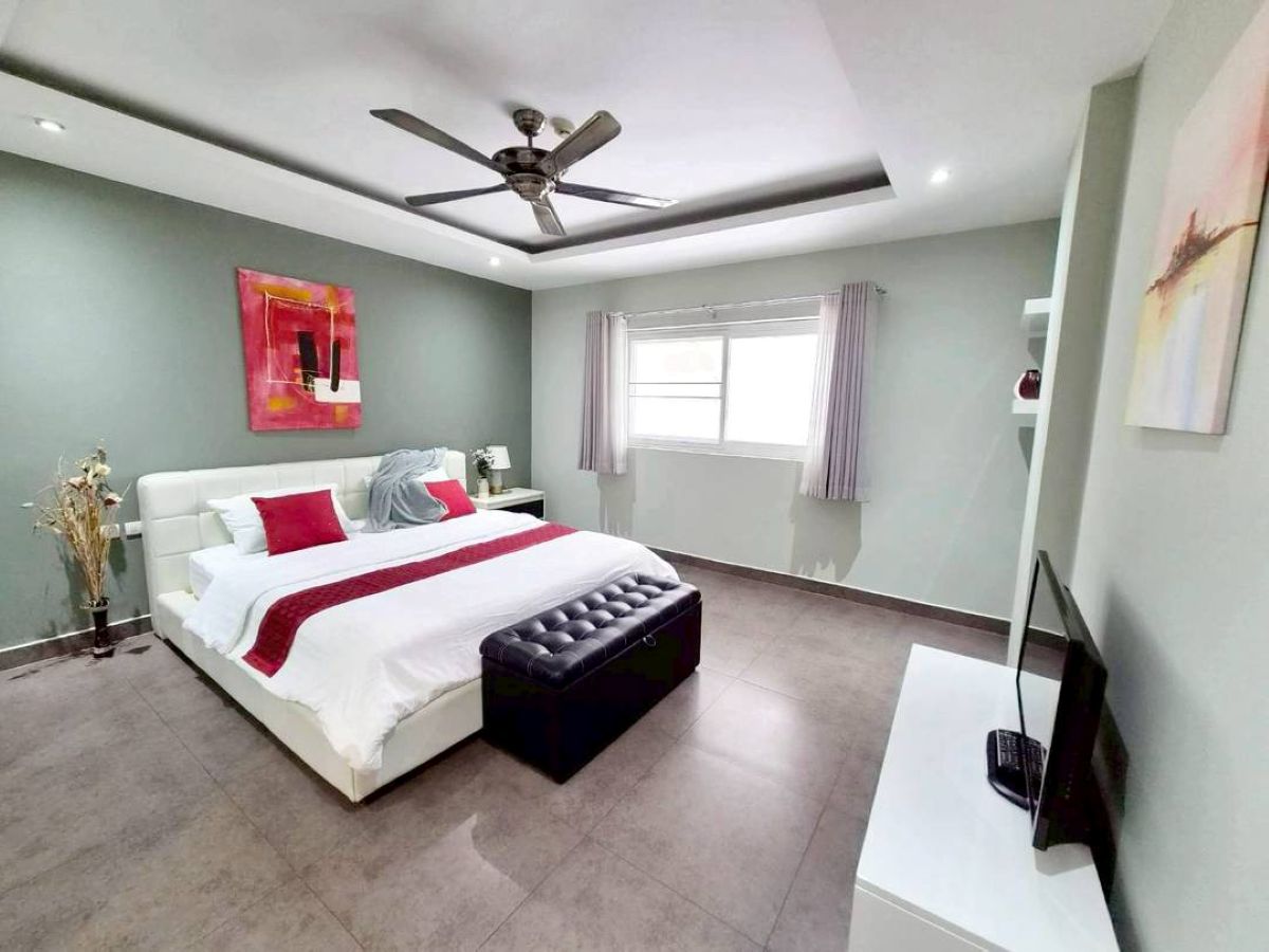 12 CS0994 – 2Bedrooms Condominium or Sale in Tudor Court Condominium in Pratamnak Soi 2