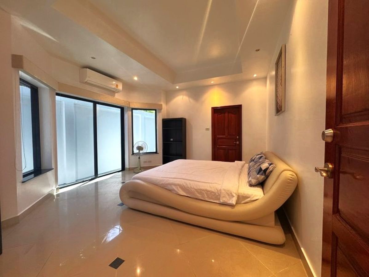 HR0889 – 3Bedroom Pool Villa House for Rent in Jomtien Park Village in Jomtien