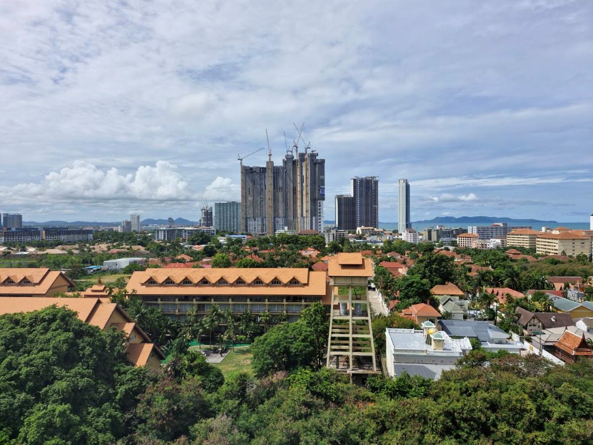 13 CS0987 – 2Bedrooms Condominium for Sale in View Talay 2B in Jomtien