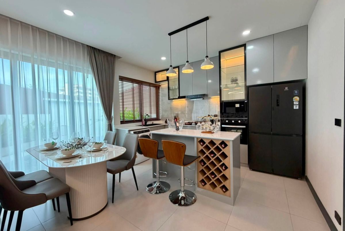 HS1472 – 3Bedrooms Modern Pool Villa House for Sale in Central Pattaya