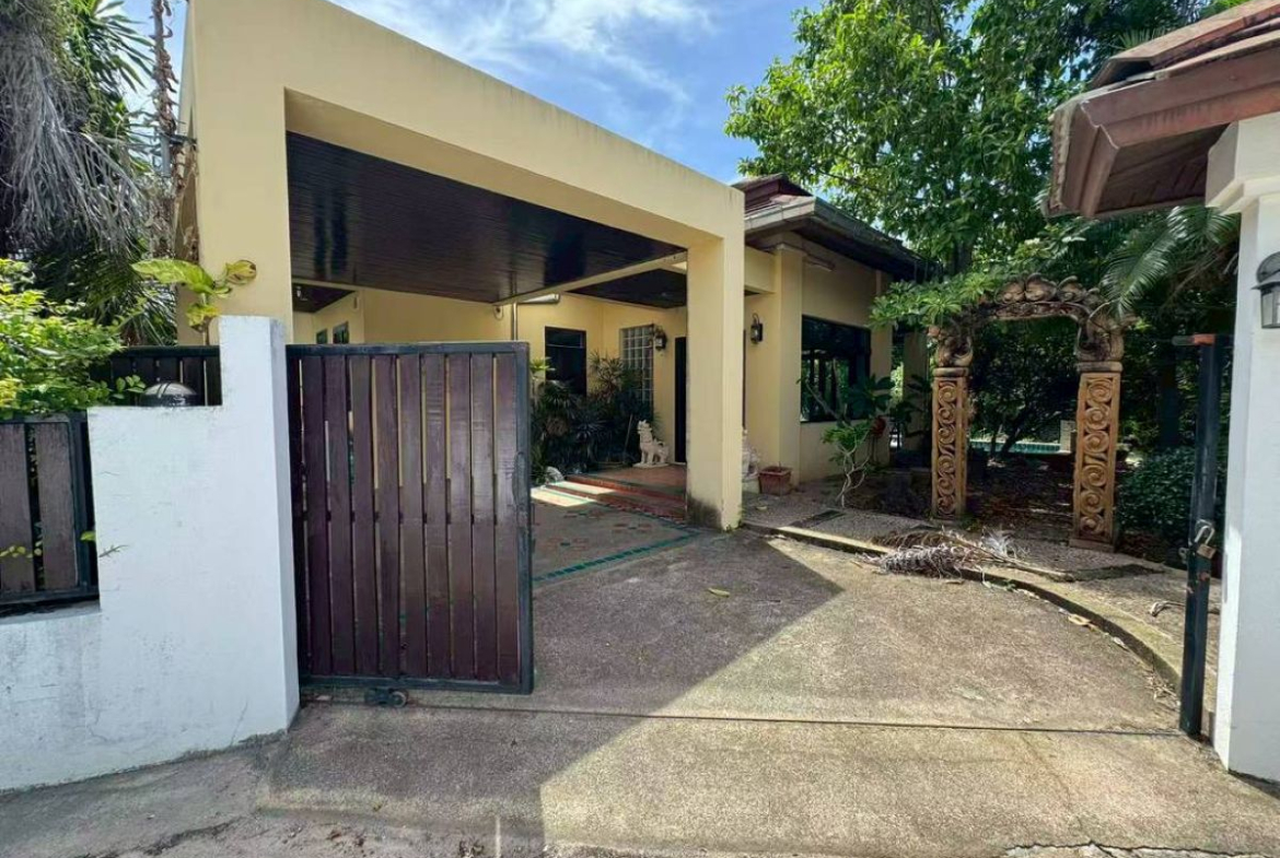 HS1465 – 3Bedrooms Pool Villa House for Sale in Grand Garden Home in Bang Saray