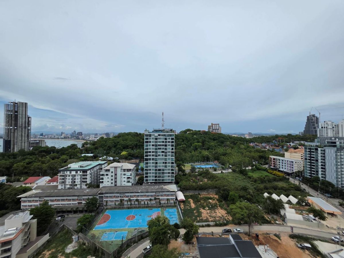 16 CR0300 – Studio for Rent in The Cliff Residence Condo in Pratumnak