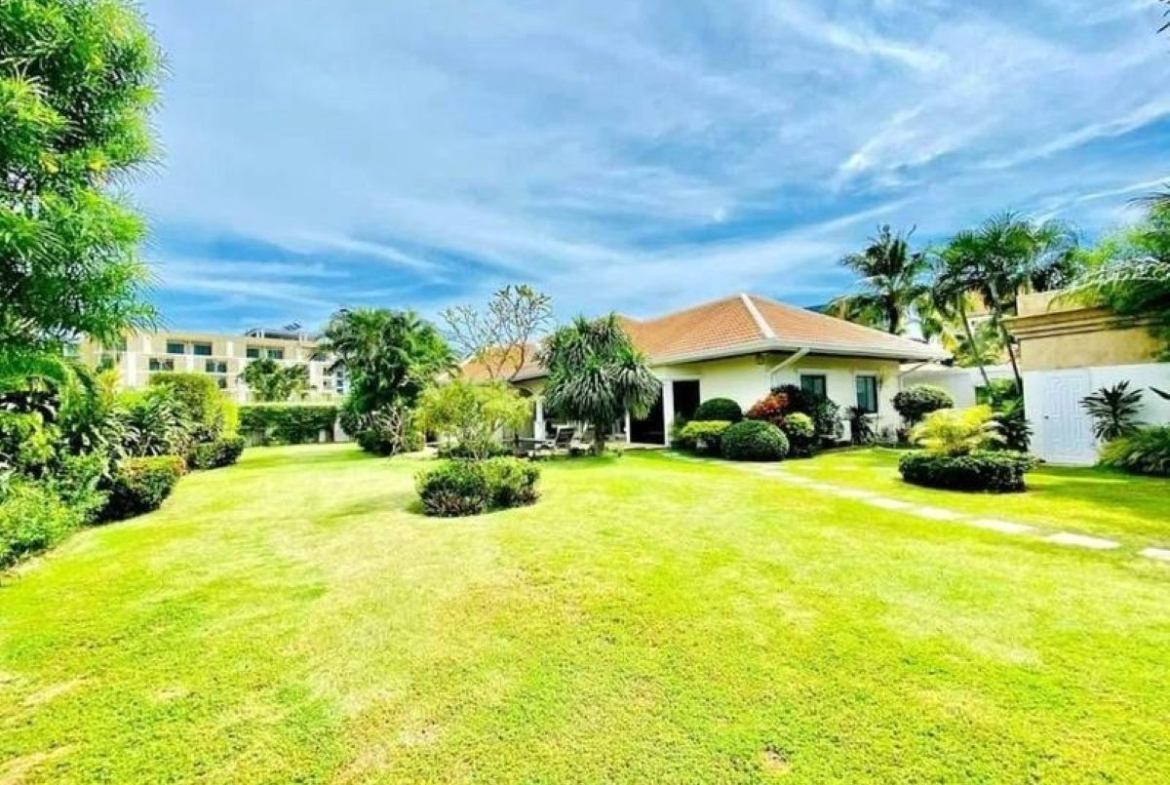 HR0889 – 3Bedroom Pool Villa House for Rent in Jomtien Park Village in Jomtien