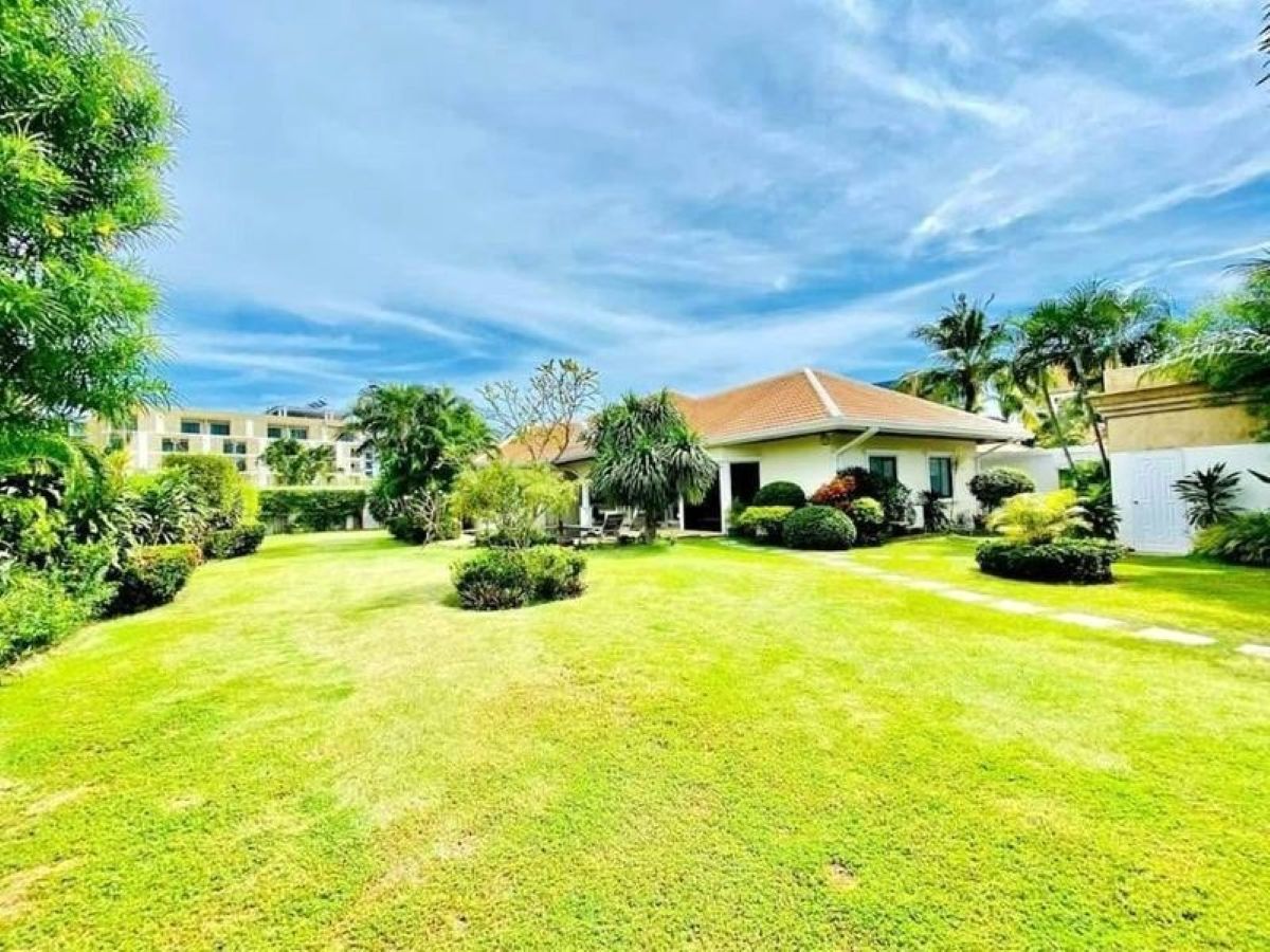 HR0889 – 3Bedroom Pool Villa House for Rent in Jomtien Park Village in Jomtien
