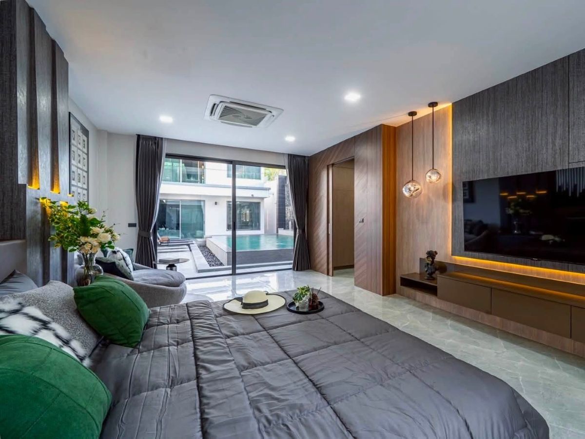 HS1471 – 6Bedrooms Pool Villa House for Sale in M Mountain Village in Thung Klom-Talman