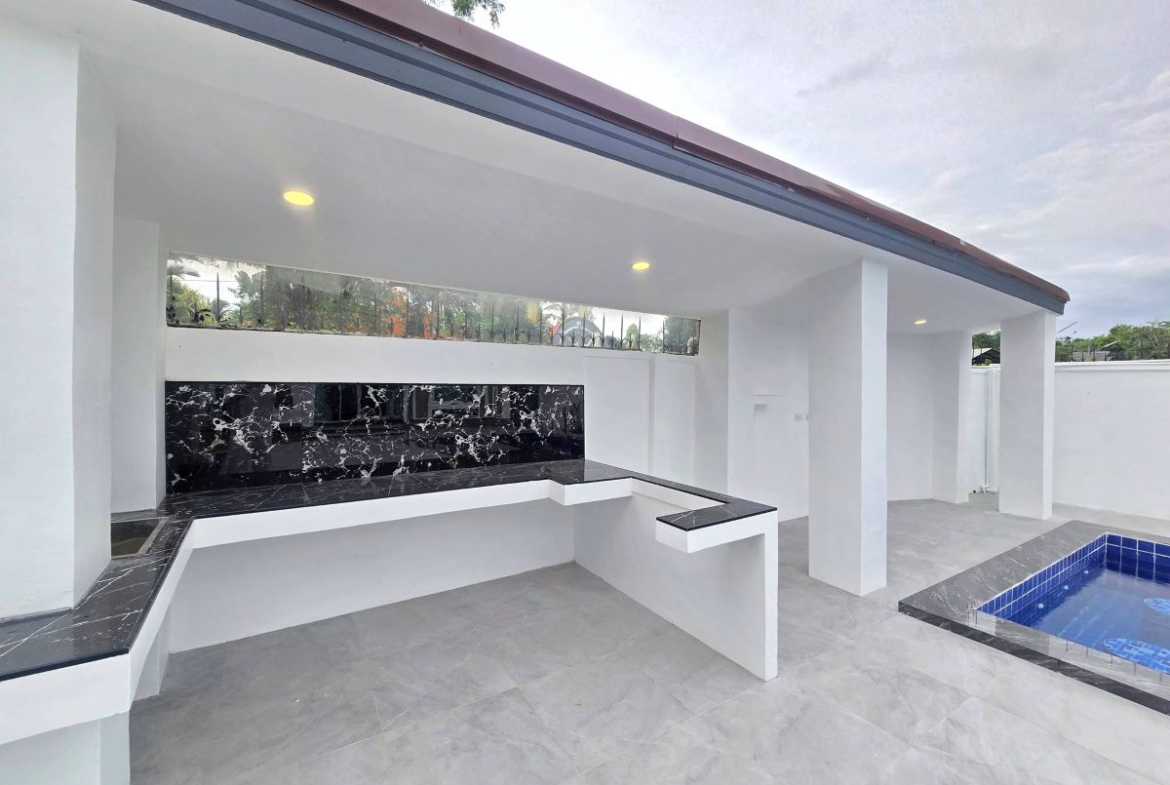 HS1463 – 3Bedrooms Pool Villa House for Sale in Mabprachan