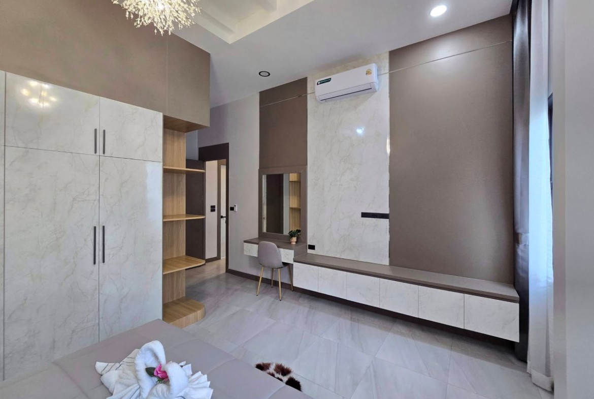 HS1475- 3Bedrooms Pool Villa for Sale in Mab Prachan Lake