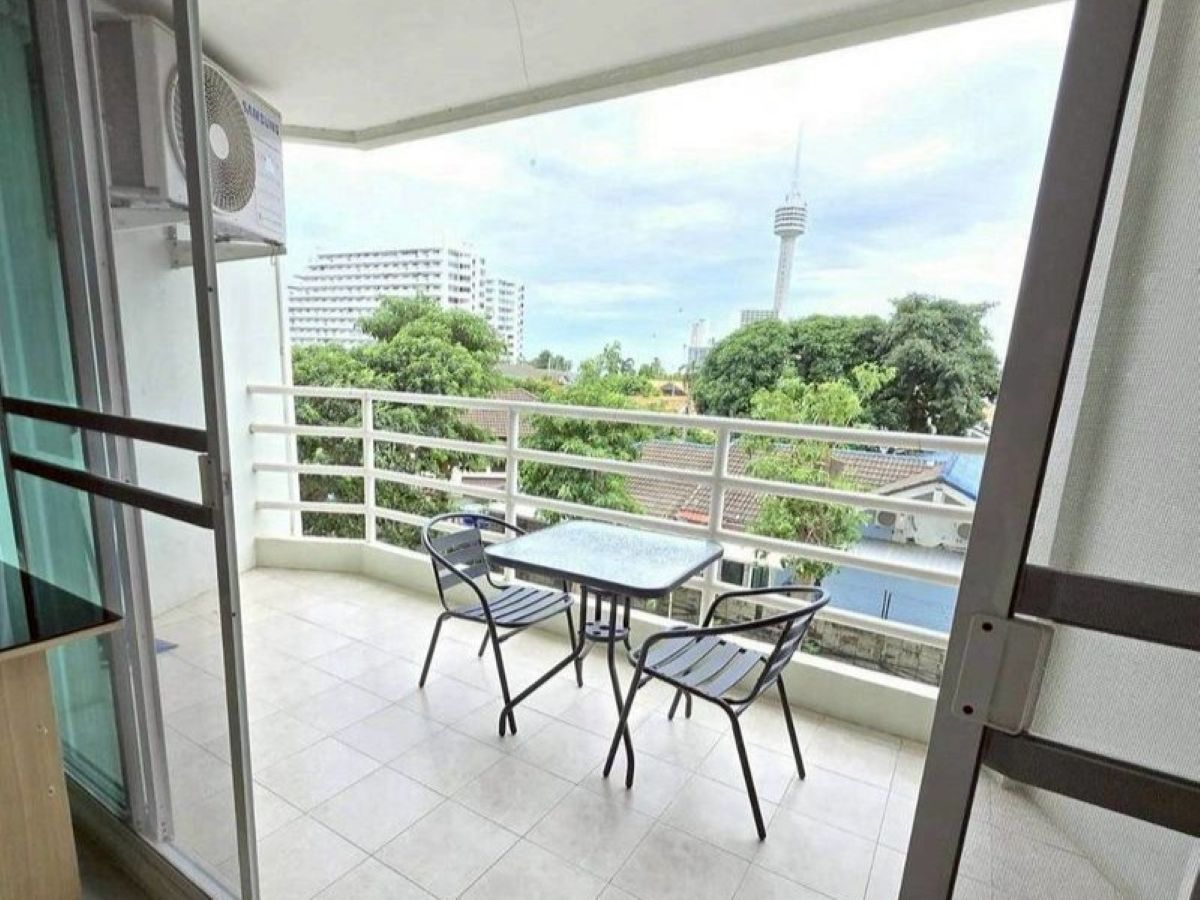 CS0998 – Studio Condominium for Sale at View Talay 5D in Jomtien