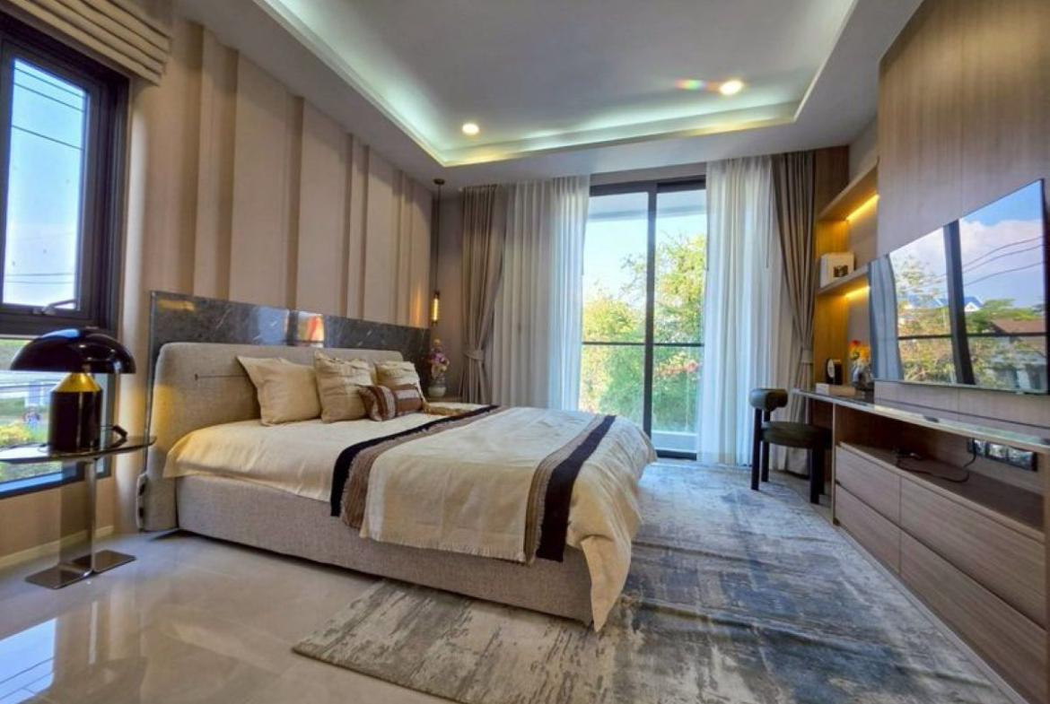 HS1482 – 6Bedroom 3-Storey Detached Pool Villa House for Sale in Vista Golden Beach in Jomtien