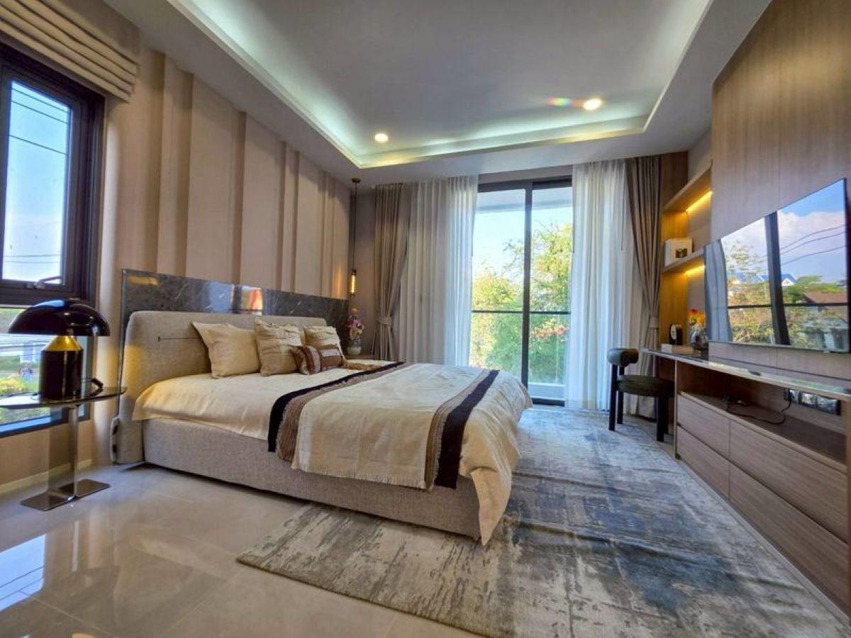 HS1482 – 6Bedroom 3-Storey Detached Pool Villa House for Sale in Vista Golden Beach in Jomtien