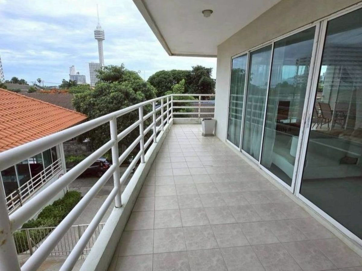 CS0998 – Studio Condominium for Sale at View Talay 5D in Jomtien