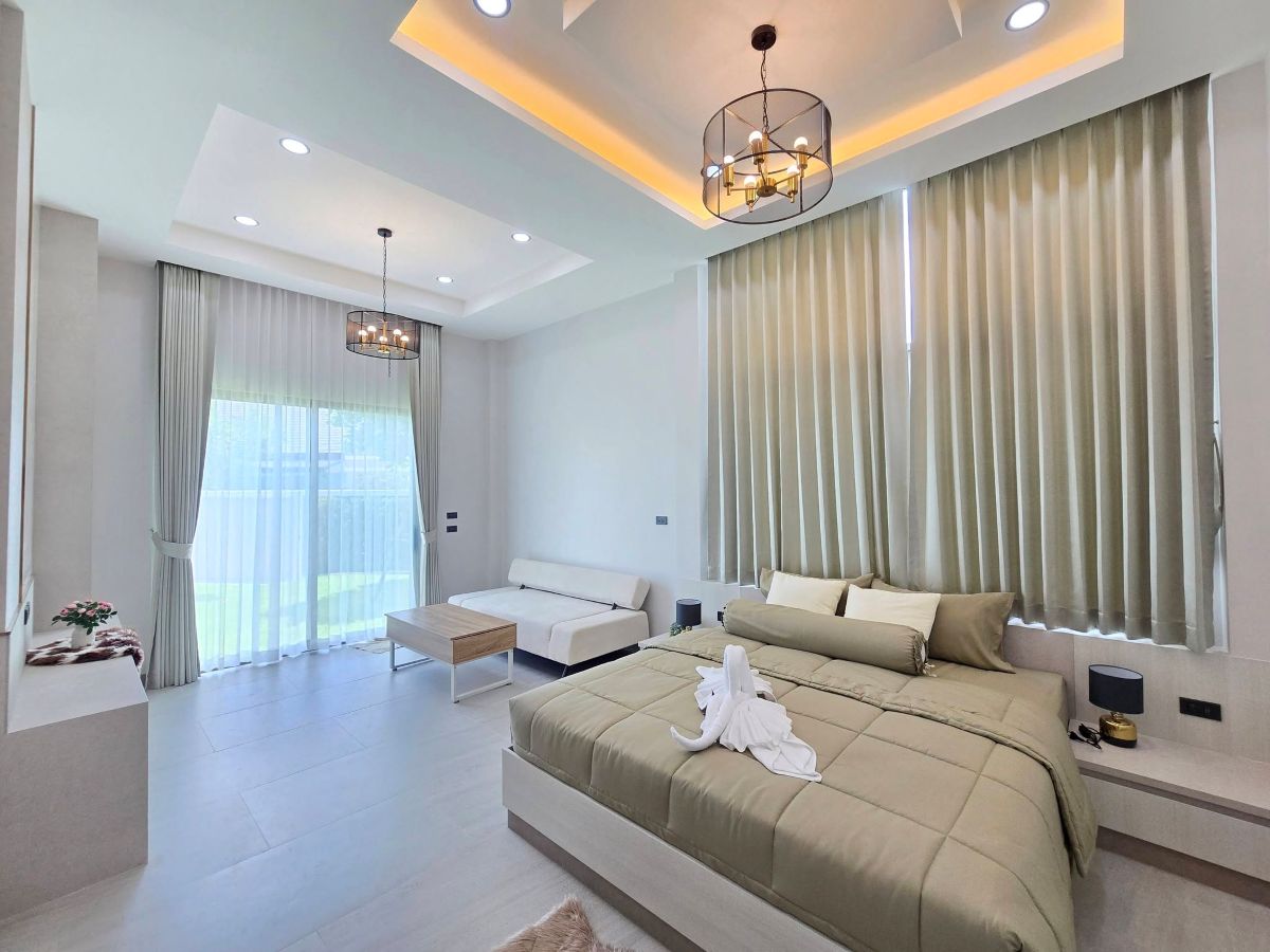 19 HS1481 – 4Bedroom Pool Villa House for Sale in The Private 22 in Soi Chaiyaporn Vithee
