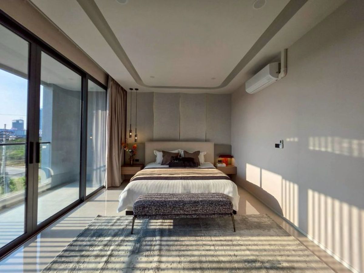 HS1482 – 6Bedroom 3-Storey Detached Pool Villa House for Sale in Vista Golden Beach in Jomtien