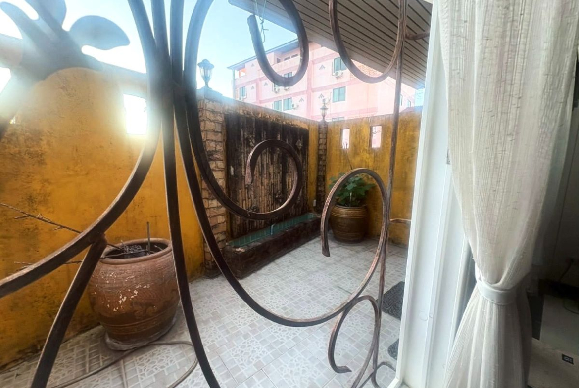 TS0175 – 2Bedroom Townhouse for Sale in LK Villa in South Pattaya