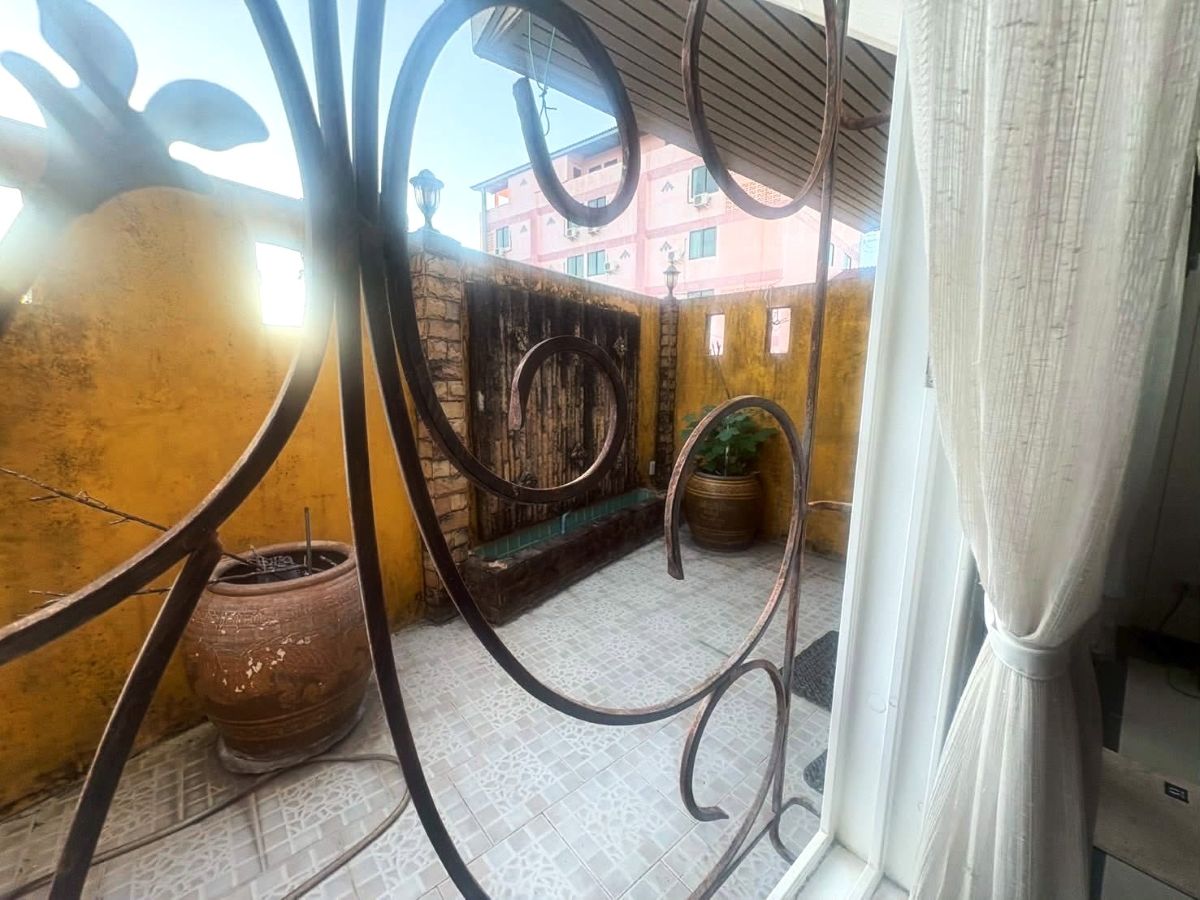 TS0175 – 2Bedroom Townhouse for Sale in LK Villa in South Pattaya