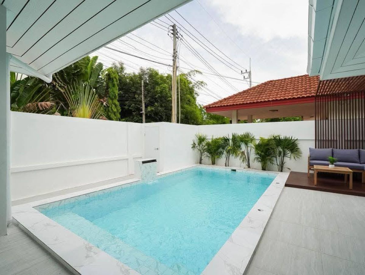 HS1464 – 4Bedrooms Pool Villa for Sale in Soi Siam Country Club