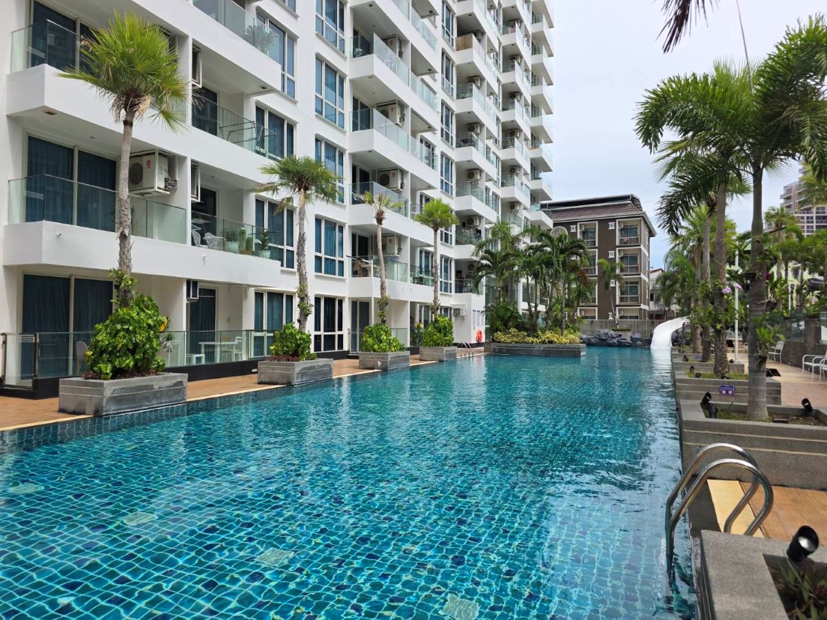 2 CR0300 – Studio for Rent in The Cliff Residence Condo in Pratumnak