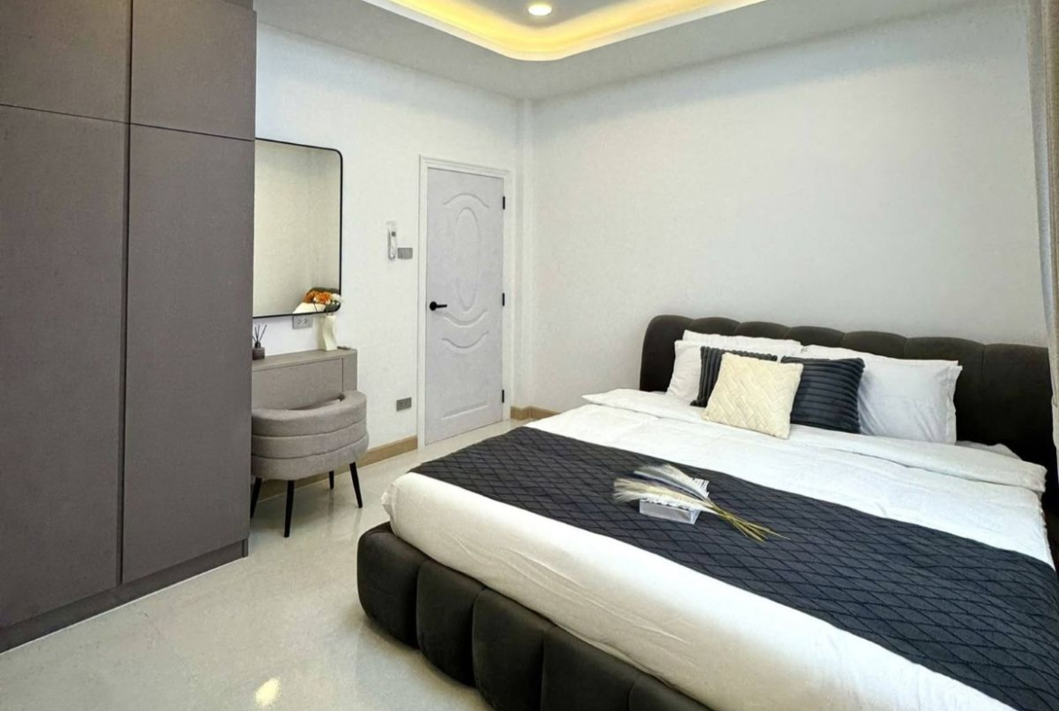 HS1470 – 3Bedroom Single House for Sale in Permsap Village in Soi Saim Country Club