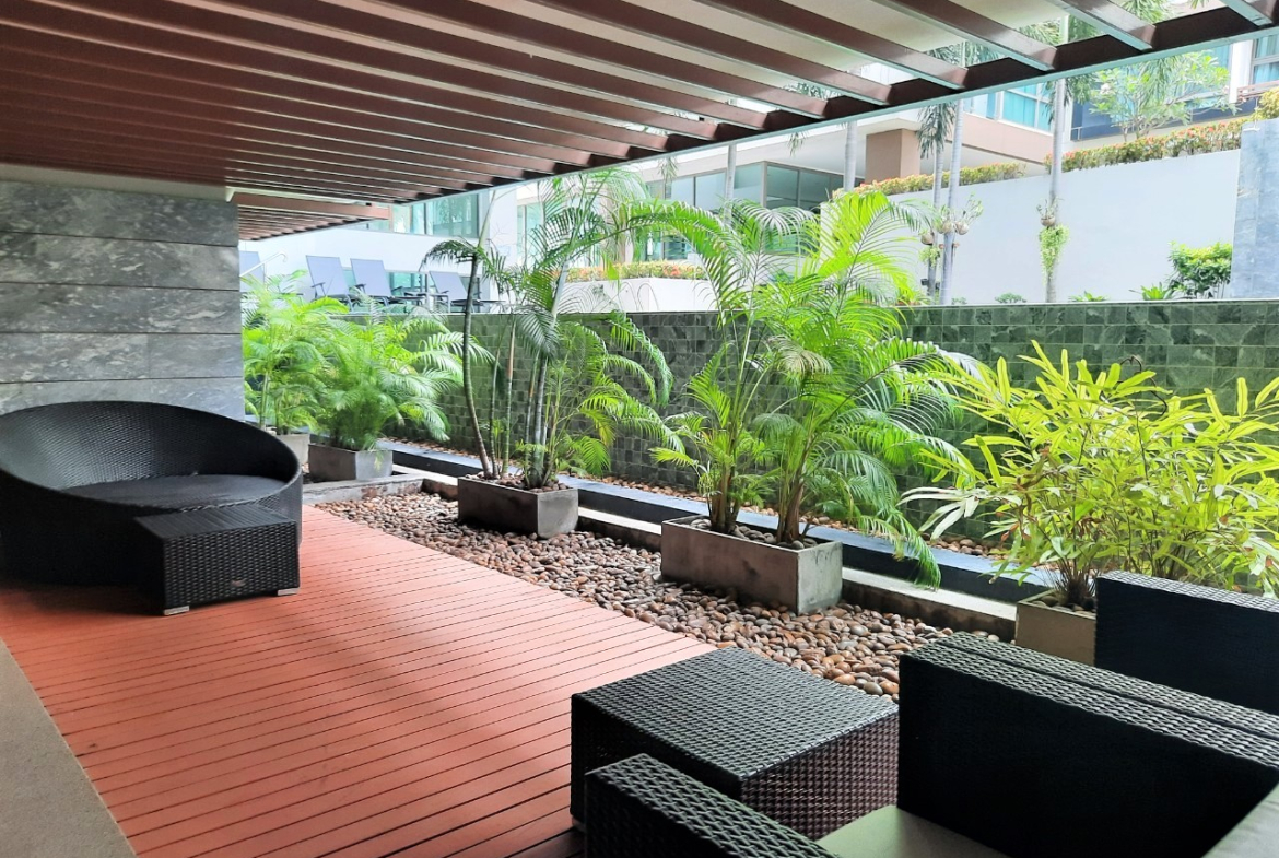 CS0990 – 2Bedrooms Condominium for Sale/Rent in The Urban Condominium in Soi Bua Khao