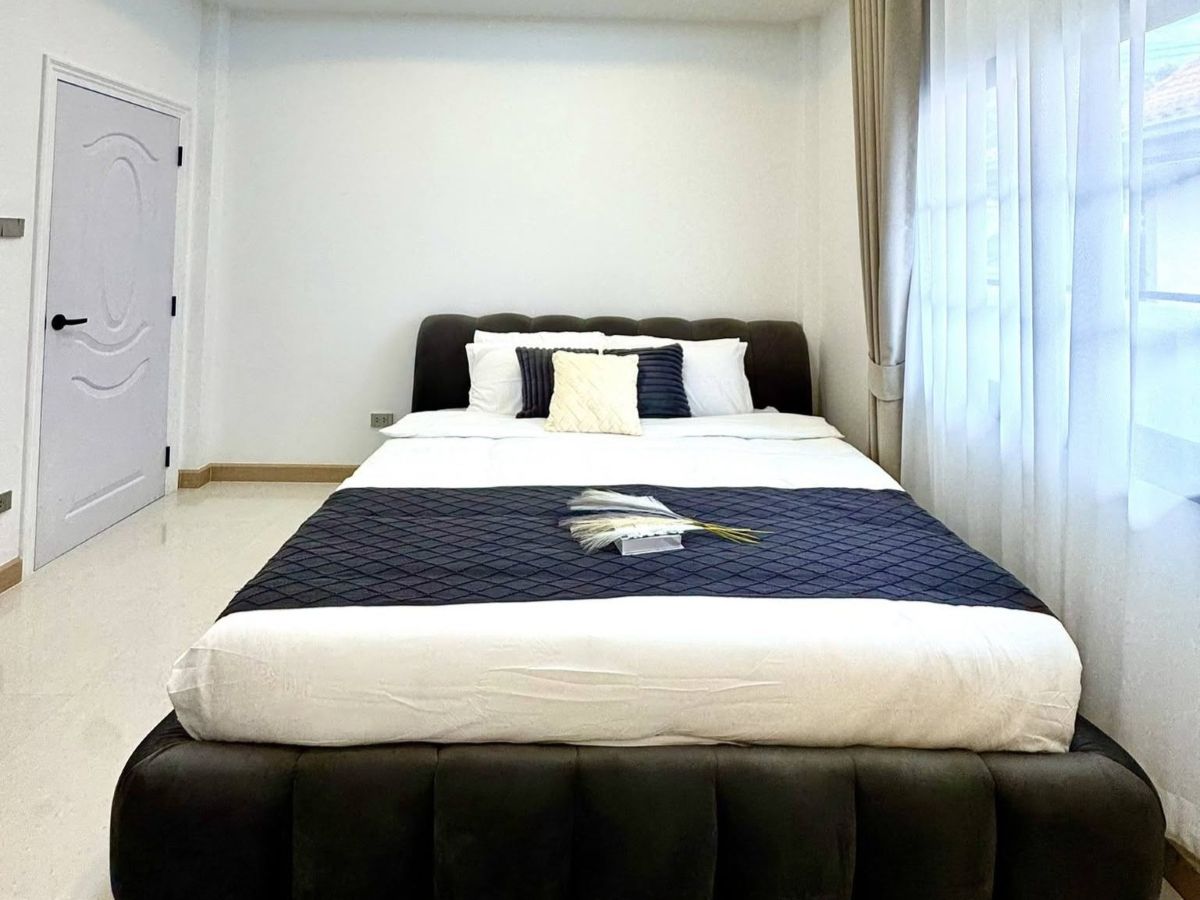 HS1470 – 3Bedroom Single House for Sale in Permsap Village in Soi Saim Country Club