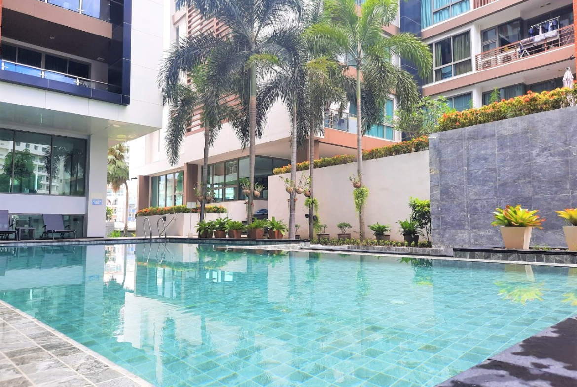 CS0990 – 2Bedrooms Condominium for Sale/Rent in The Urban Condominium in Soi Bua Khao