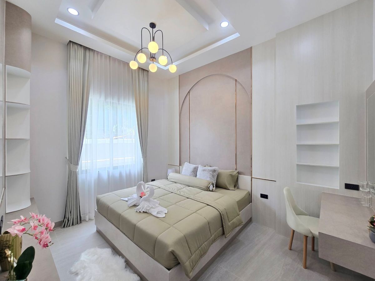 23 HS1481 – 4Bedroom Pool Villa House for Sale in The Private 22 in Soi Chaiyaporn Vithee
