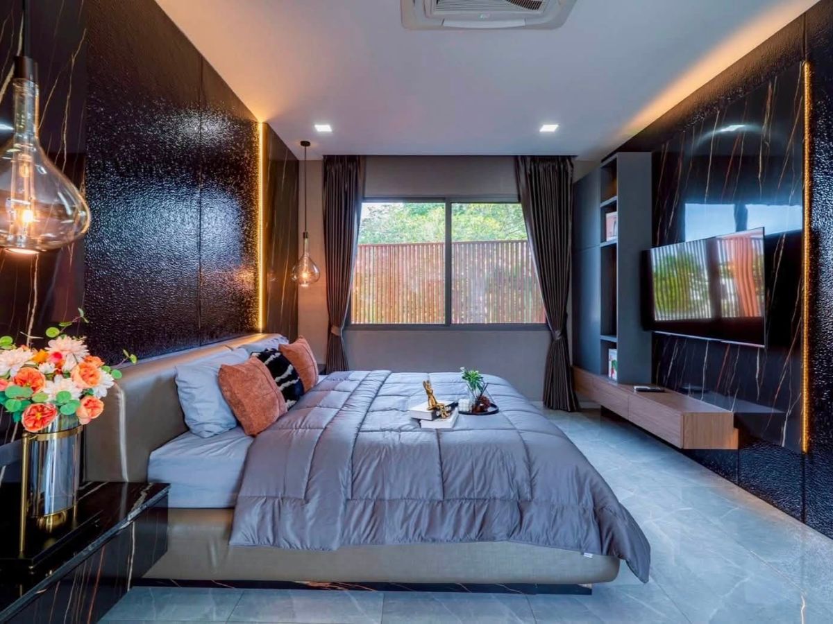 HS1471 – 6Bedrooms Pool Villa House for Sale in M Mountain Village in Thung Klom-Talman