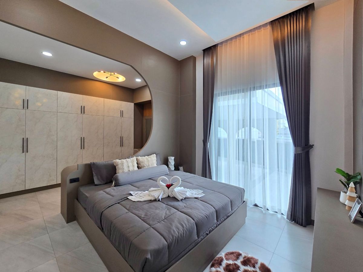 HS1475- 3Bedrooms Pool Villa for Sale in Mab Prachan Lake