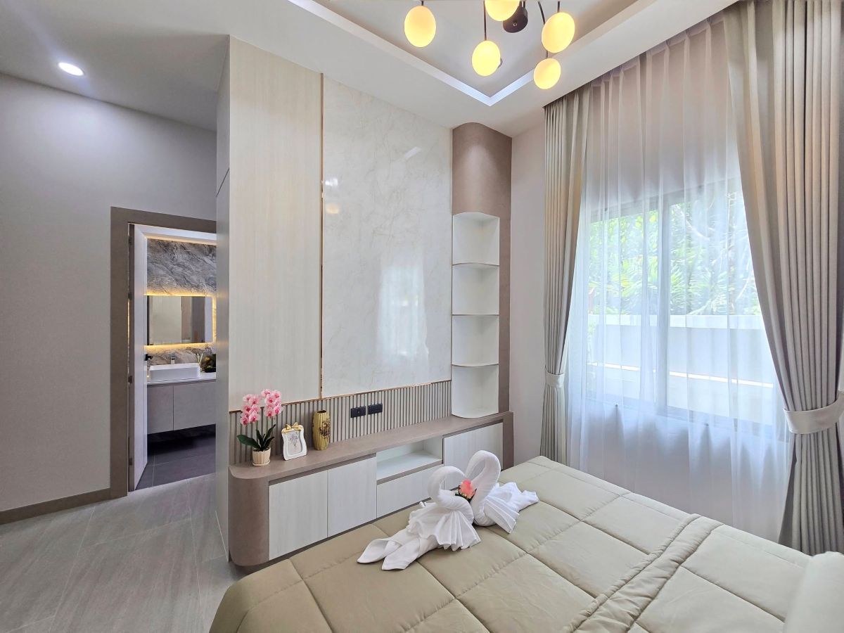 24 HS1481 – 4Bedroom Pool Villa House for Sale in The Private 22 in Soi Chaiyaporn Vithee