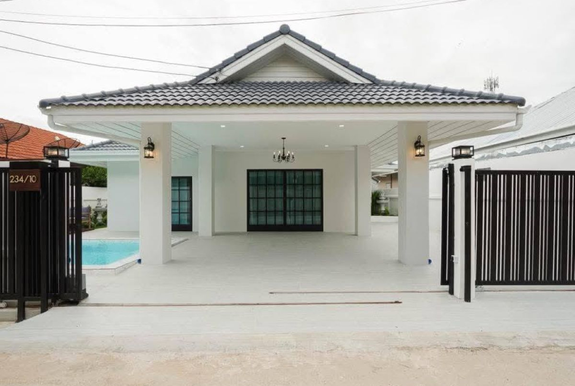 HS1464 – 4Bedrooms Pool Villa for Sale in Soi Siam Country Club