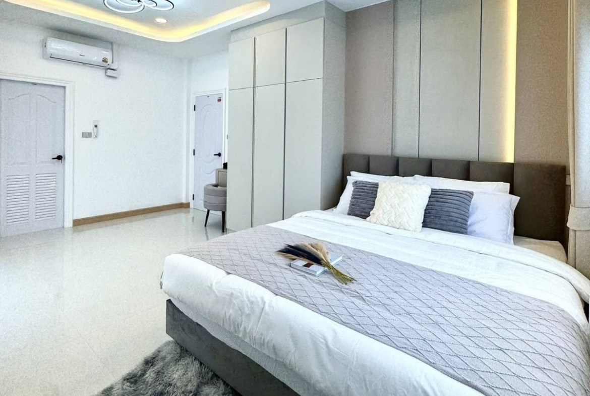 HS1470 – 3Bedroom Single House for Sale in Permsap Village in Soi Saim Country Club