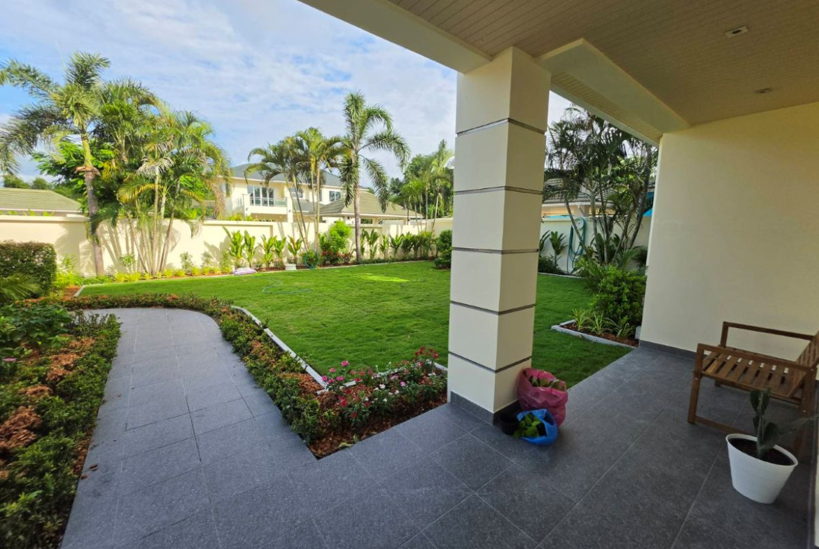 HR0890 – 4Bedroom Pool Villa House for Rent in Green Field 5 in Nong Pla Lai