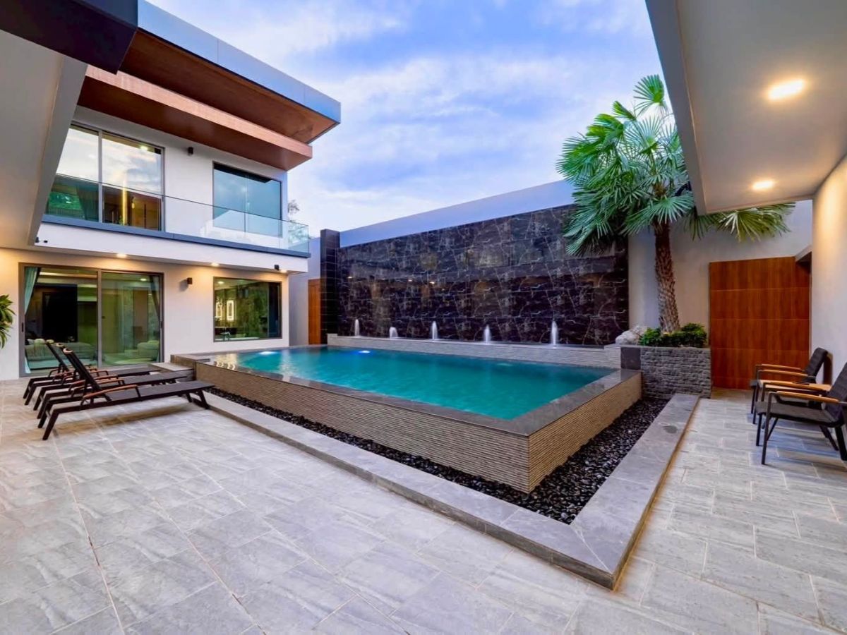 HS1471 – 6Bedrooms Pool Villa House for Sale in M Mountain Village in Thung Klom-Talman