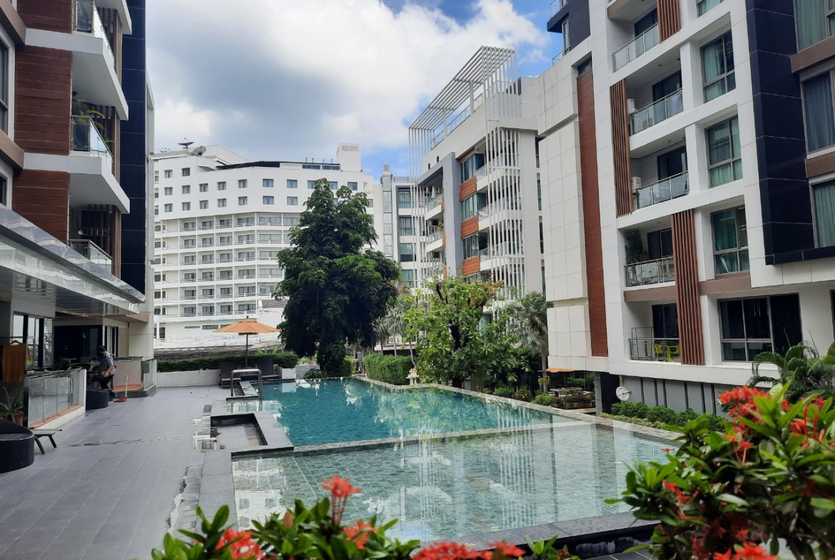 CS0990 – 2Bedrooms Condominium for Sale/Rent in The Urban Condominium in Soi Bua Khao