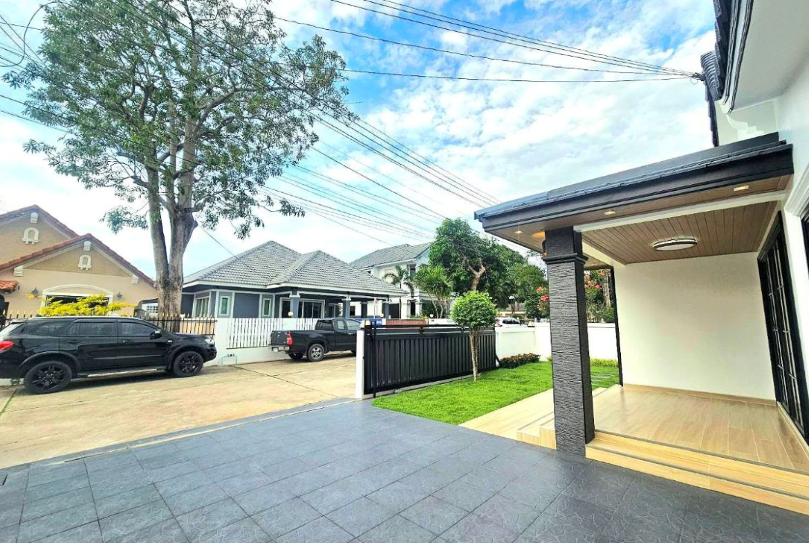 HS1470 – 3Bedroom Single House for Sale in Permsap Village in Soi Saim Country Club