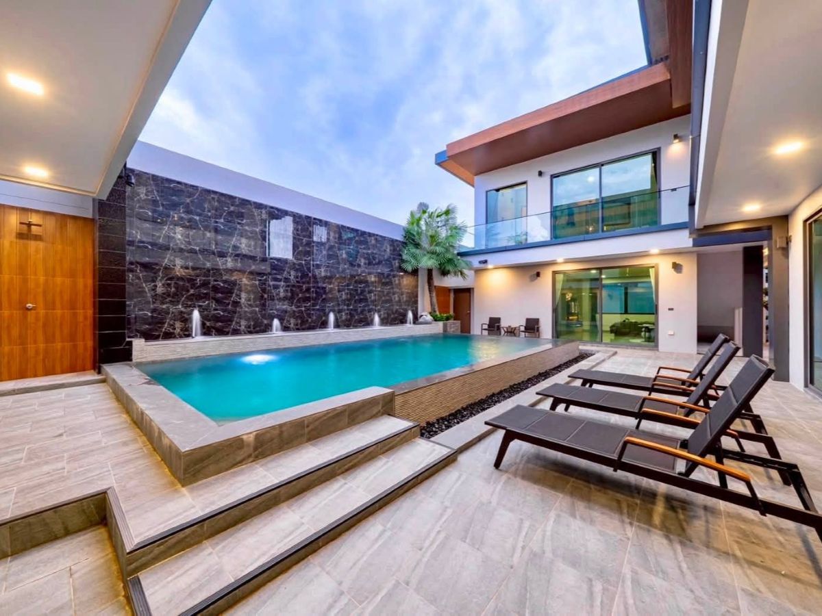 HS1471 – 6Bedrooms Pool Villa House for Sale in M Mountain Village in Thung Klom-Talman