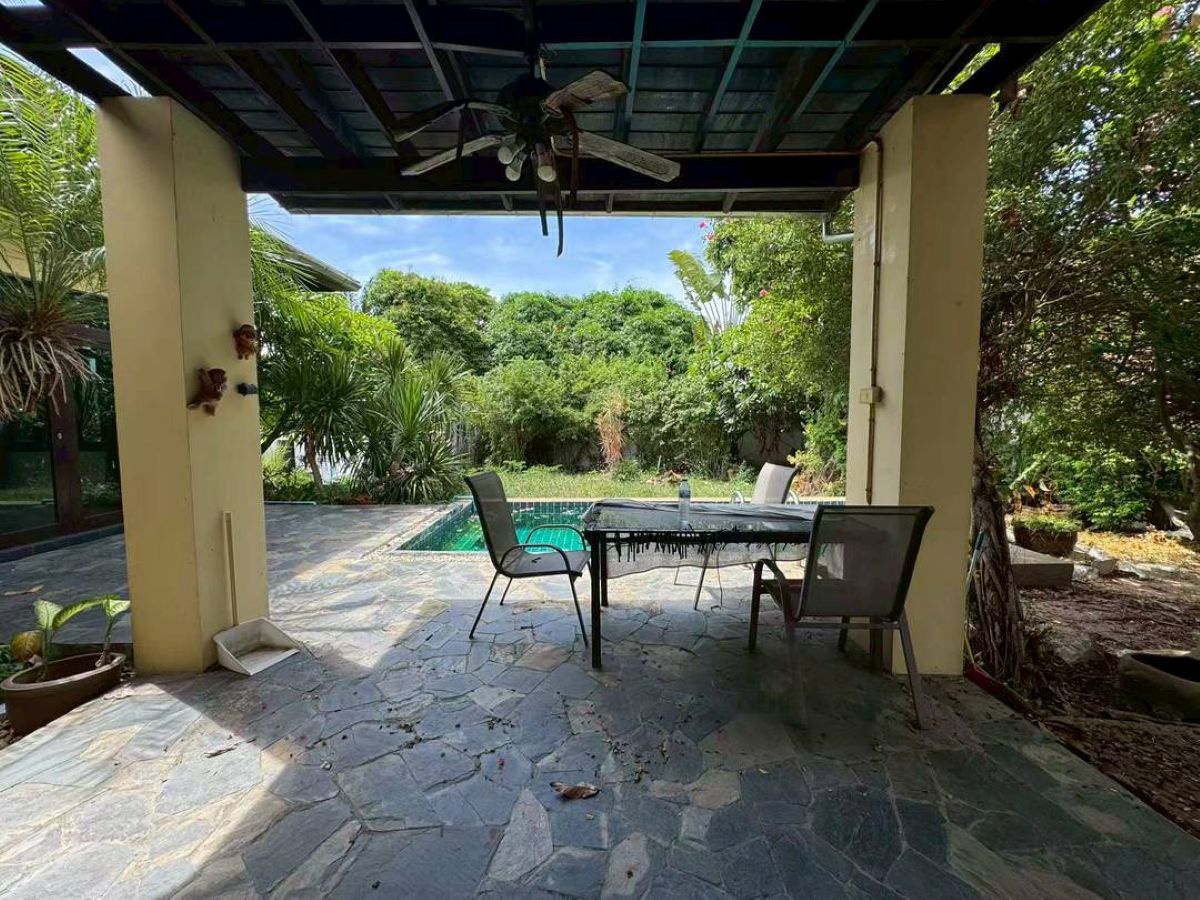 HS1465 – 3Bedrooms Pool Villa House for Sale in Grand Garden Home in Bang Saray