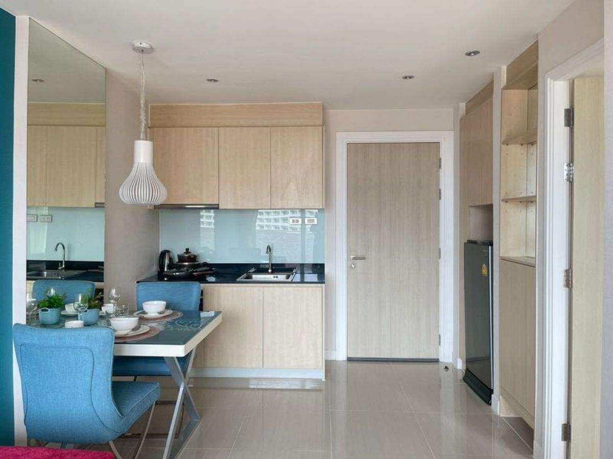 CS0997 – 1Bedroom Condominium for Sale in Grand Caribbean Condo in Thap Praya Rd.