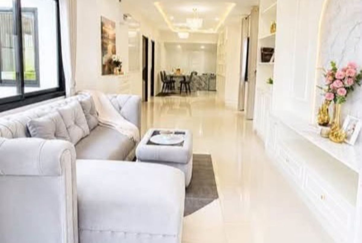 HS1484 -2Bedroom Single House for Sale in PattayaRungrueng Village in Noen Plub Wan