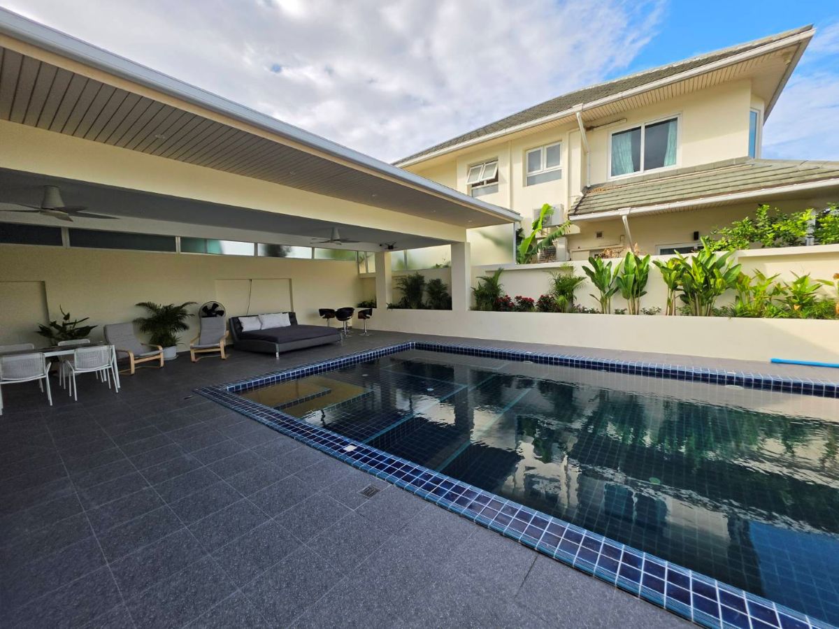 3 HR0890 – 4Bedroom Pool Villa House for Rent in Green Field 5 in Nong Pla Lai