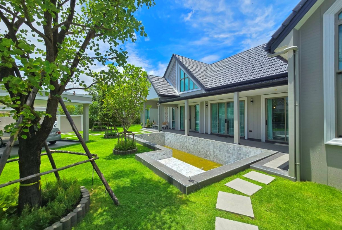 HS1481 – 4Bedroom Pool Villa House for Sale in The Private 22 in Soi Chaiyaporn Vithee