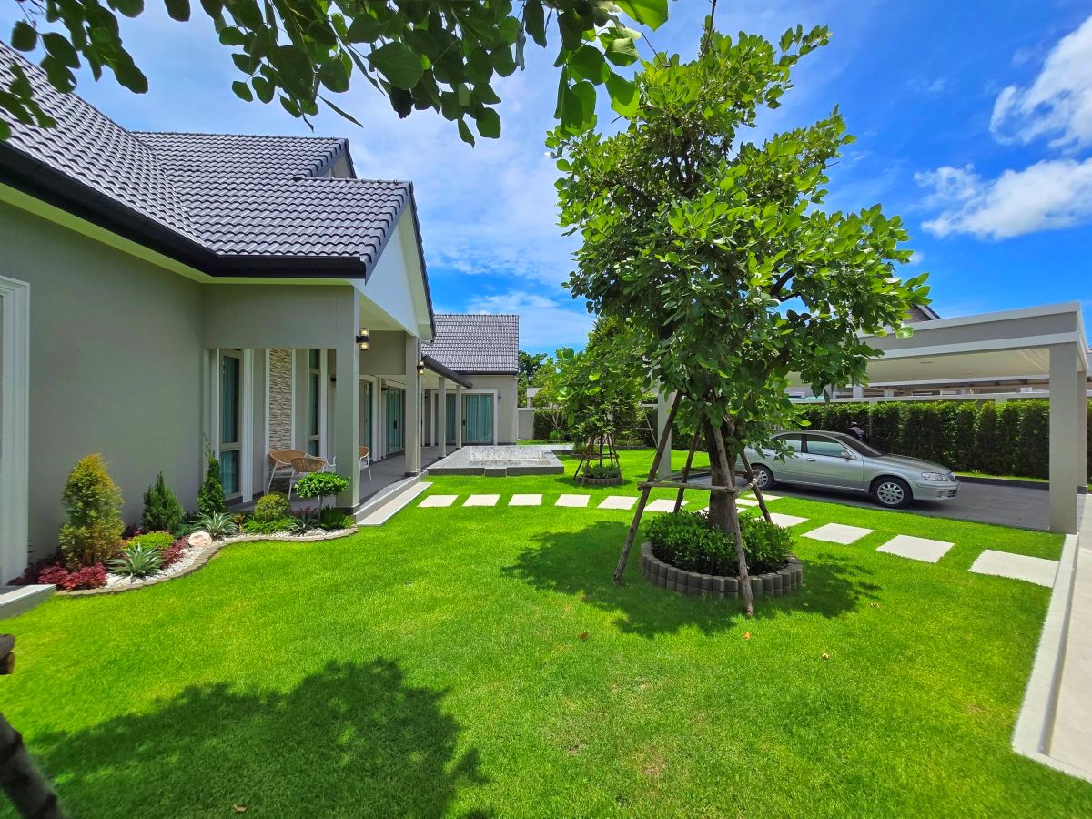 31 HS1481 – 4Bedroom Pool Villa House for Sale in The Private 22 in Soi Chaiyaporn Vithee