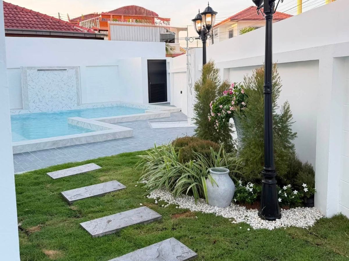 HS1479 -3Bedroom Pool Villa House for Sale in EK Momgkol 3 Village in Khao Talo